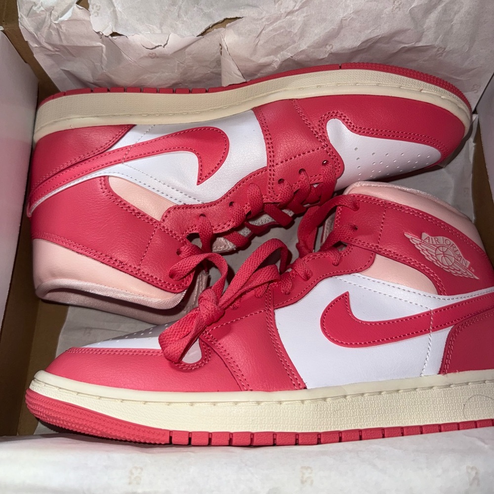 Jordan Women's Shoes in Pink and White